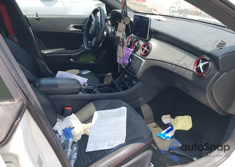 2015 Mercedes-Benz Cla 250 z USA, uszkodzony, nr VIN WDDSJ4EB4FN179281